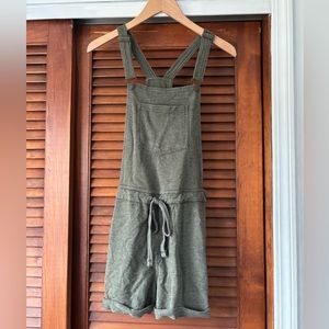Wallflower Small Green Shortalls 💚